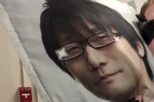 本日の一枚『小島監督抱き枕』 画像