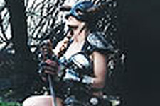 本日の一枚『森で剣を休める美しき女ドラゴンボーン』 画像
